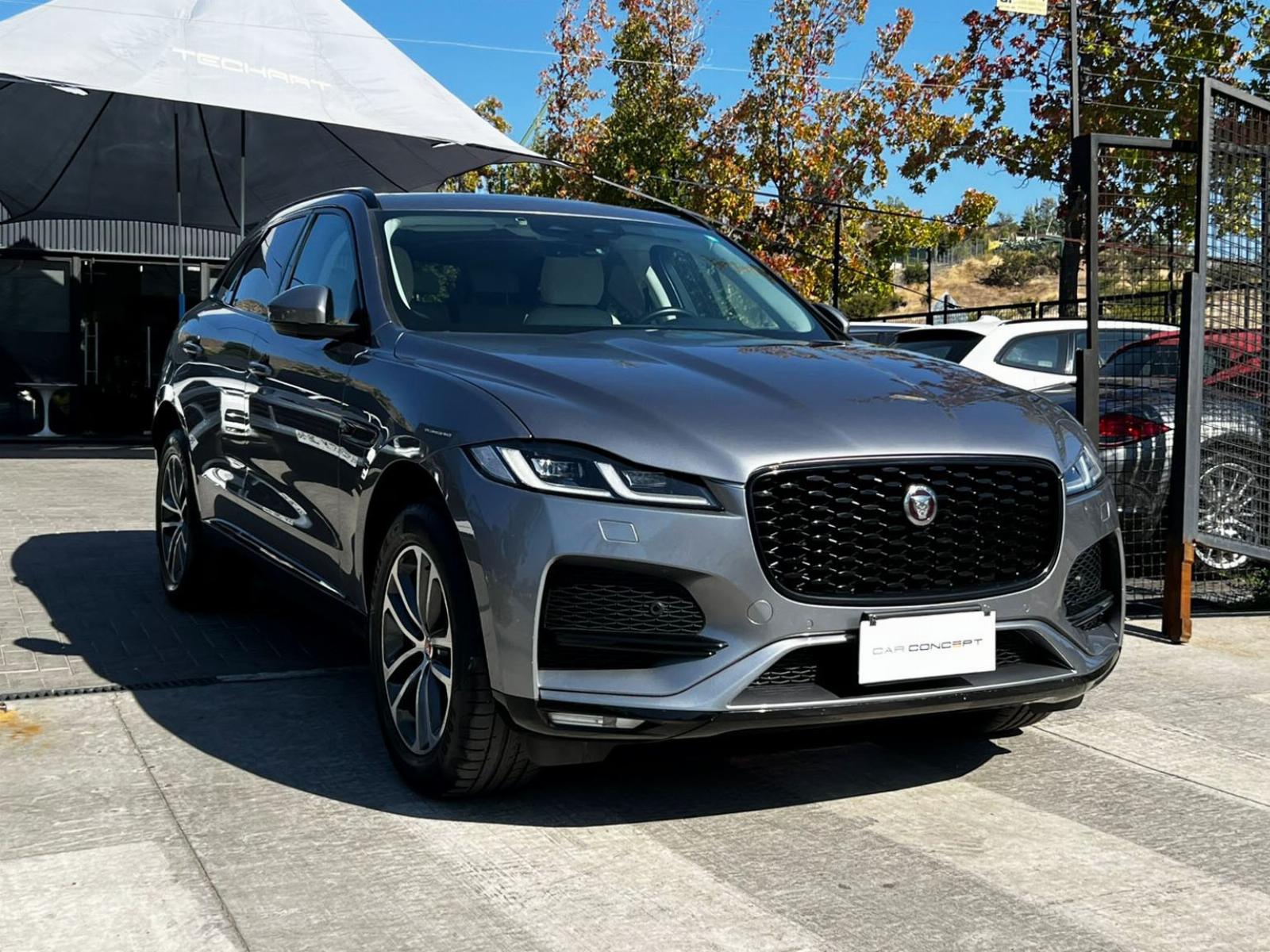 Jaguar F-PACE DIÉSEL 2.0I 2022 - Foto 2 de 20