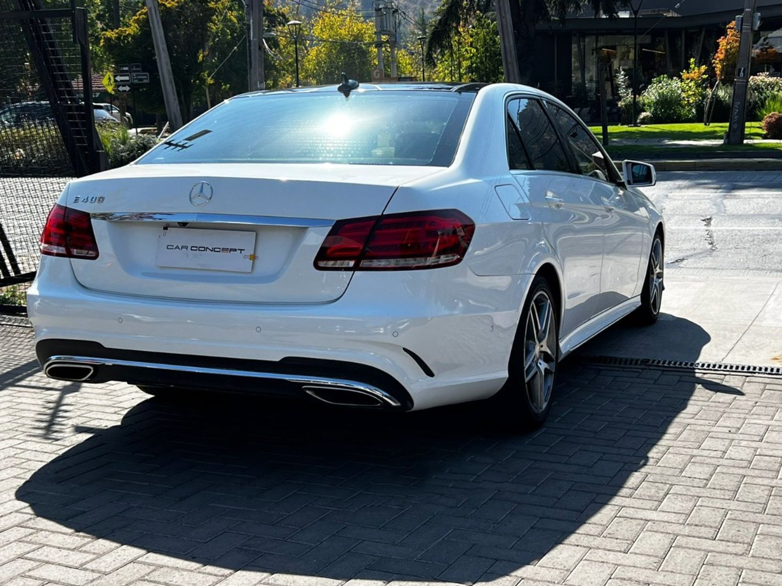MERCEDES-BENZ E400 AVANTGARDE 3.0 2014 - Imagen 4 de 19