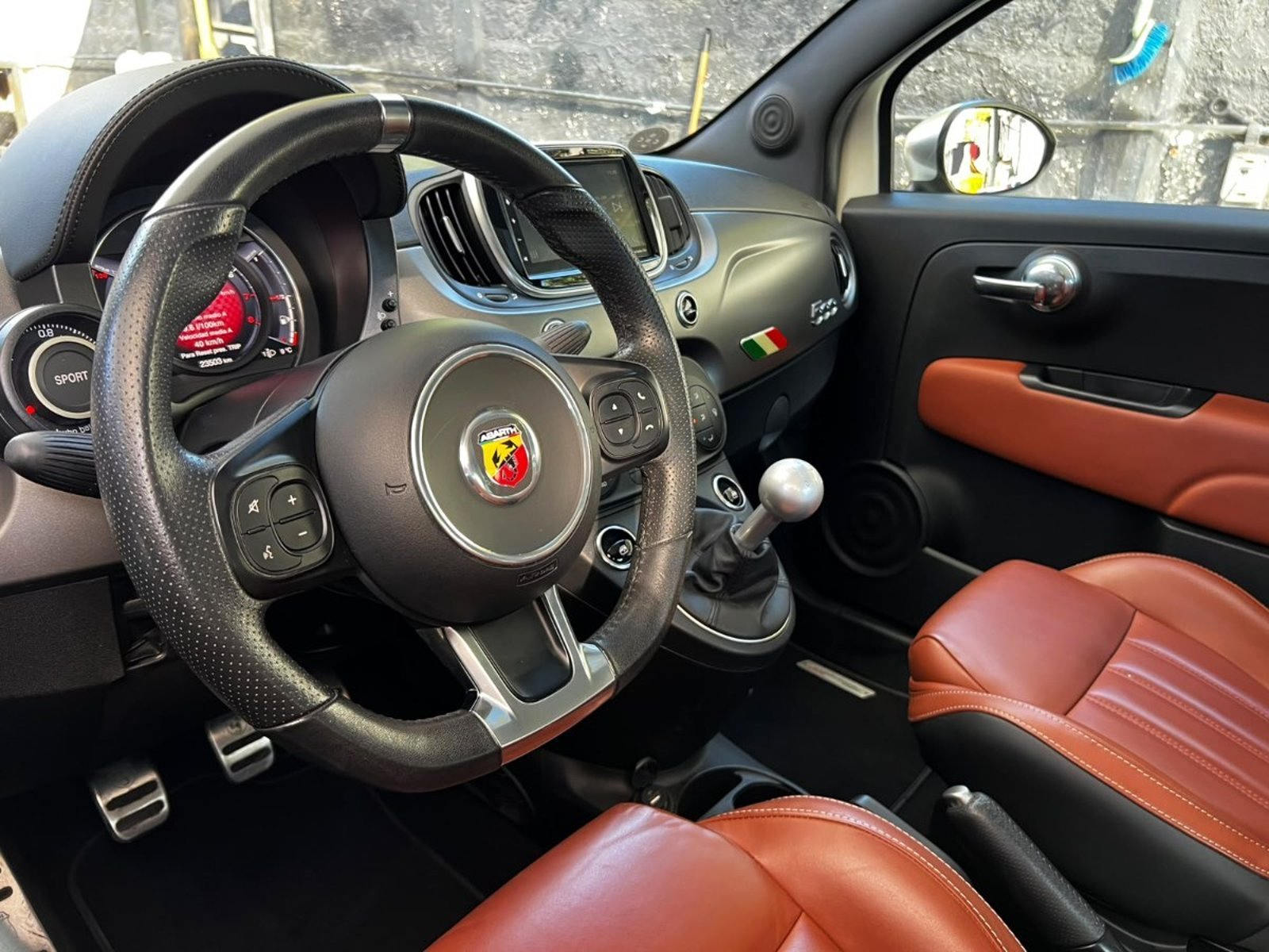 ABARTH 595 TJET 1.4 2018 - Imagen 11 de 20