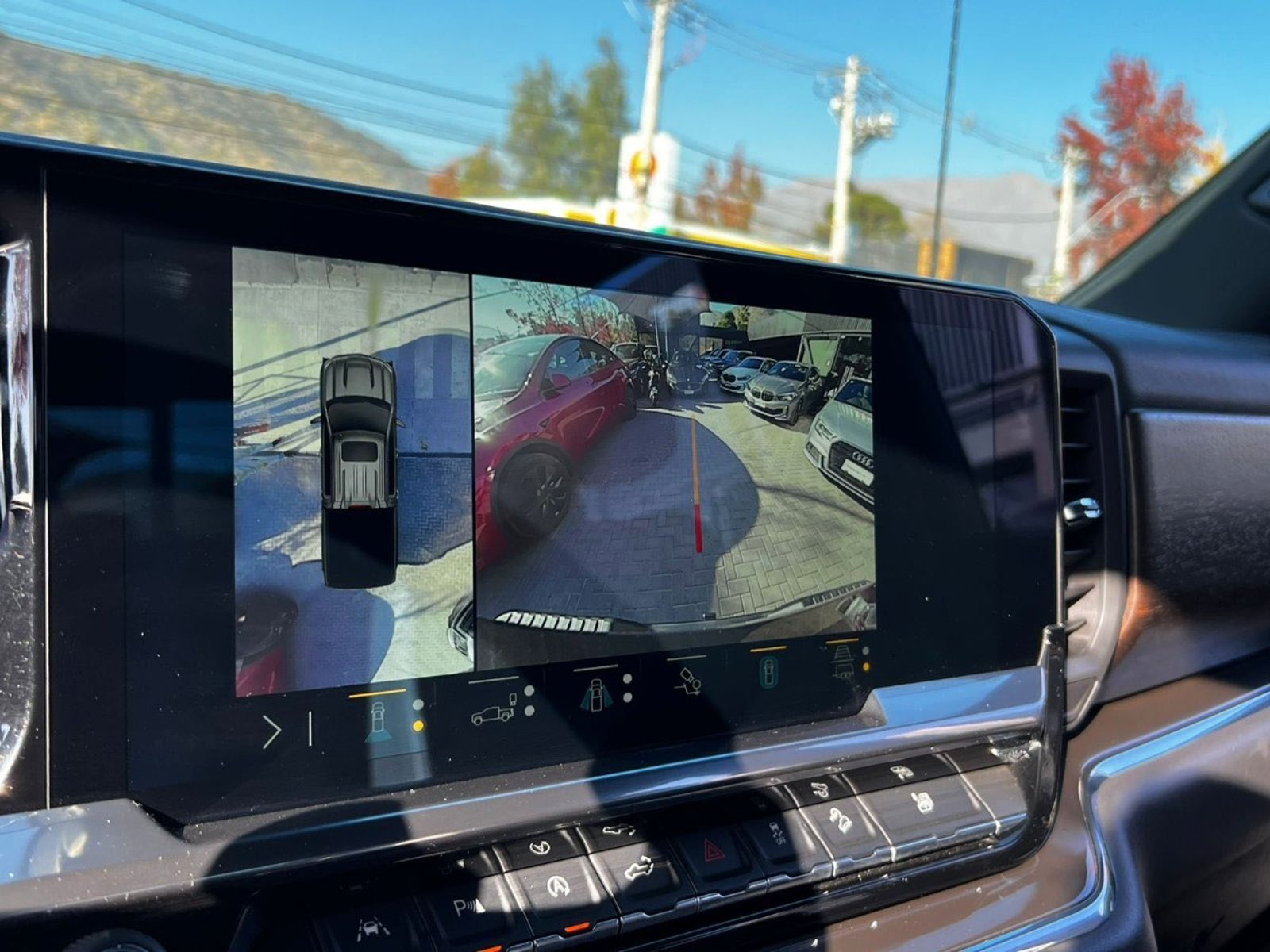 CHEVROLET SILVERADO HIGH COUNTRY 3.0 2023 - Imagen 13 de 18