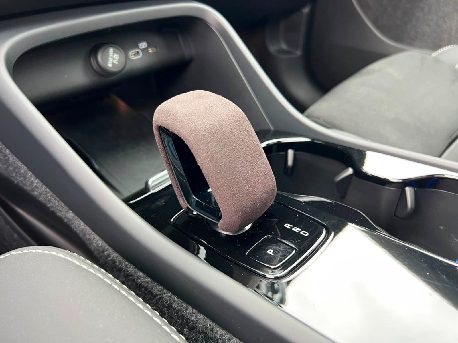 Volvo EX40 P8 AWD 2025 - Imagen 18 de 19