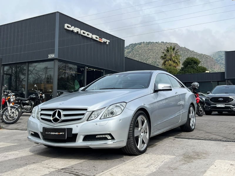 Mercedes-Benz E500 COUPE 2011