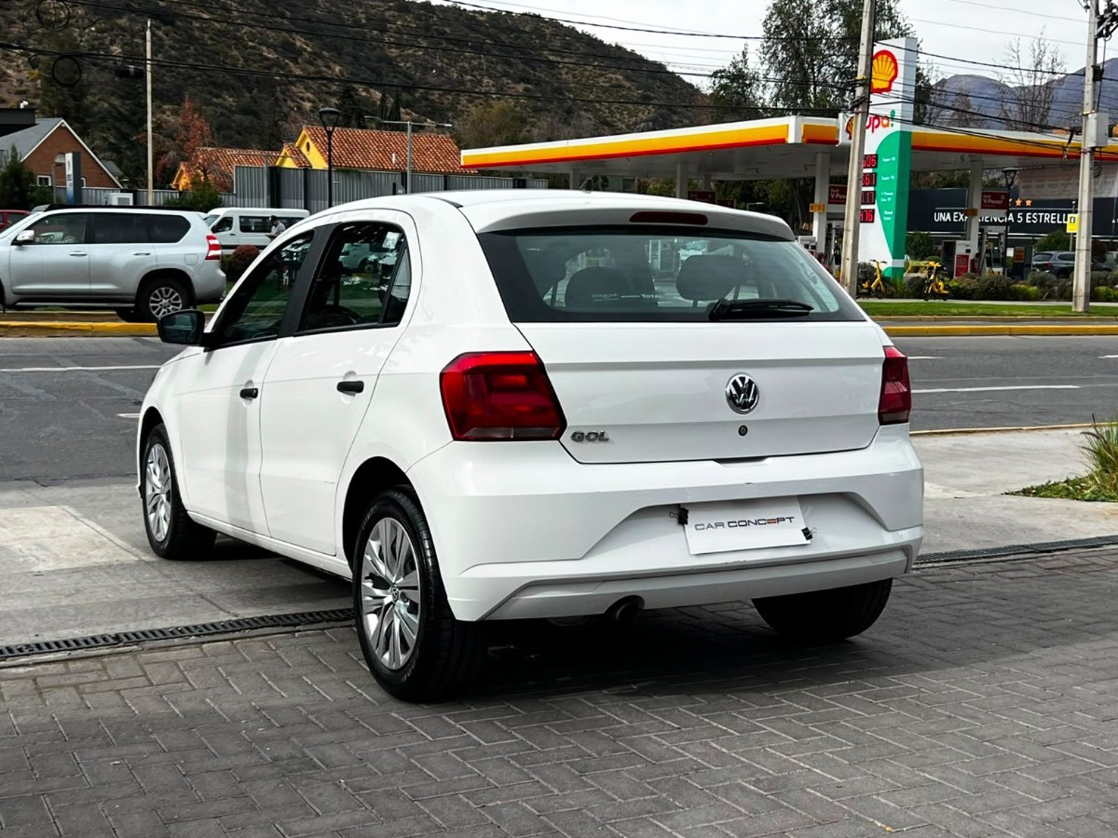 Volkswagen GOL TRENDLINE 1.6 MT 2021 - Imagen 4 de 20