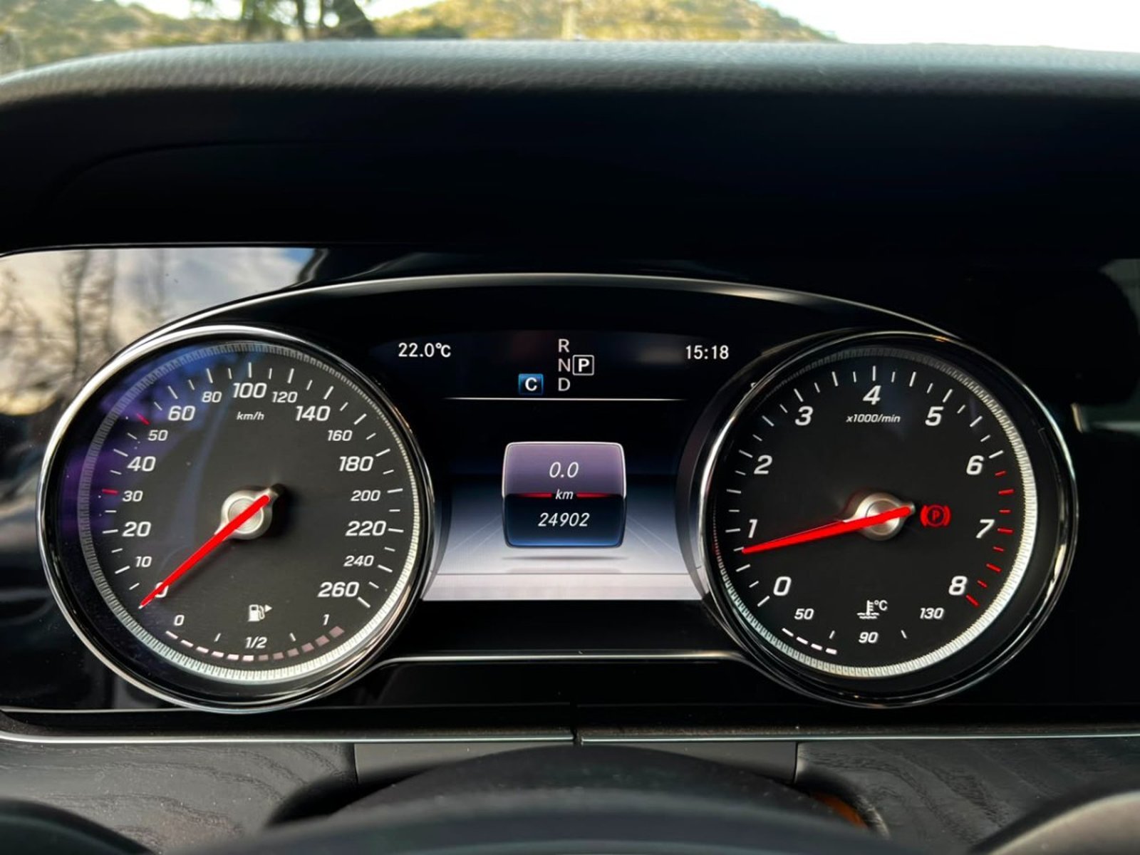 MERCEDES-BENZ E200 ÚNICO DUEÑO 2019 - Imagen 12 de 20