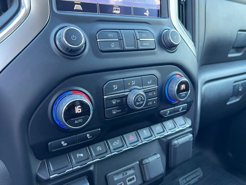 Chevrolet SILVERADO LT TRAIL BOSS 2022 - Imagen 16 de 20