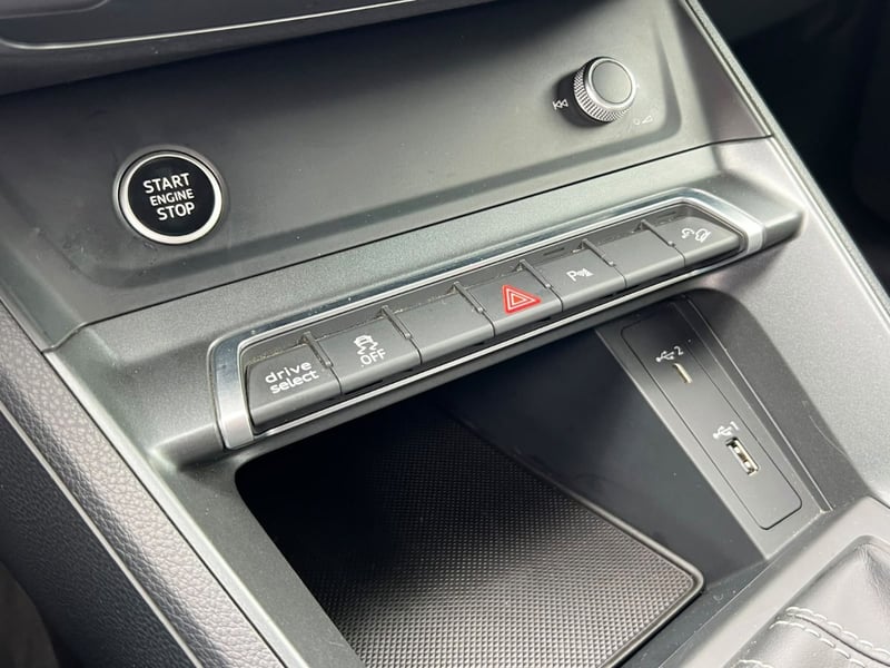 Audi Q3 SPORTBACK S LINE 35 TFSI 2021 - Imagen 19 de 20