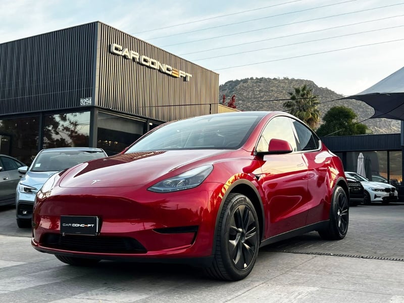 Tesla MODEL Y STANDART RANGE 2025