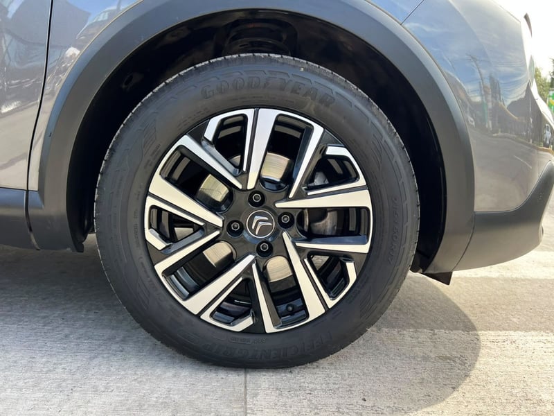 Citroën C4 SHINE 1.5 HDI AT 2022 - Imagen 8 de 18
