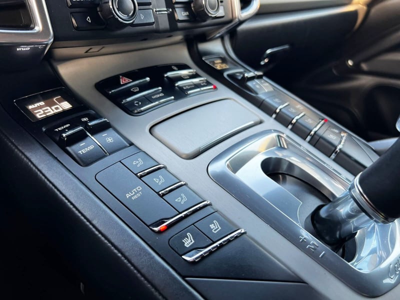 Porsche CAYENNE TURBO 4.8 2013 - Imagen 15 de 20