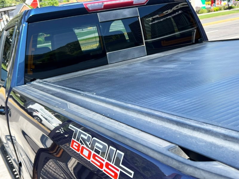 Chevrolet SILVERADO LT TRAIL BOSS 2022 - Imagen 6 de 20
