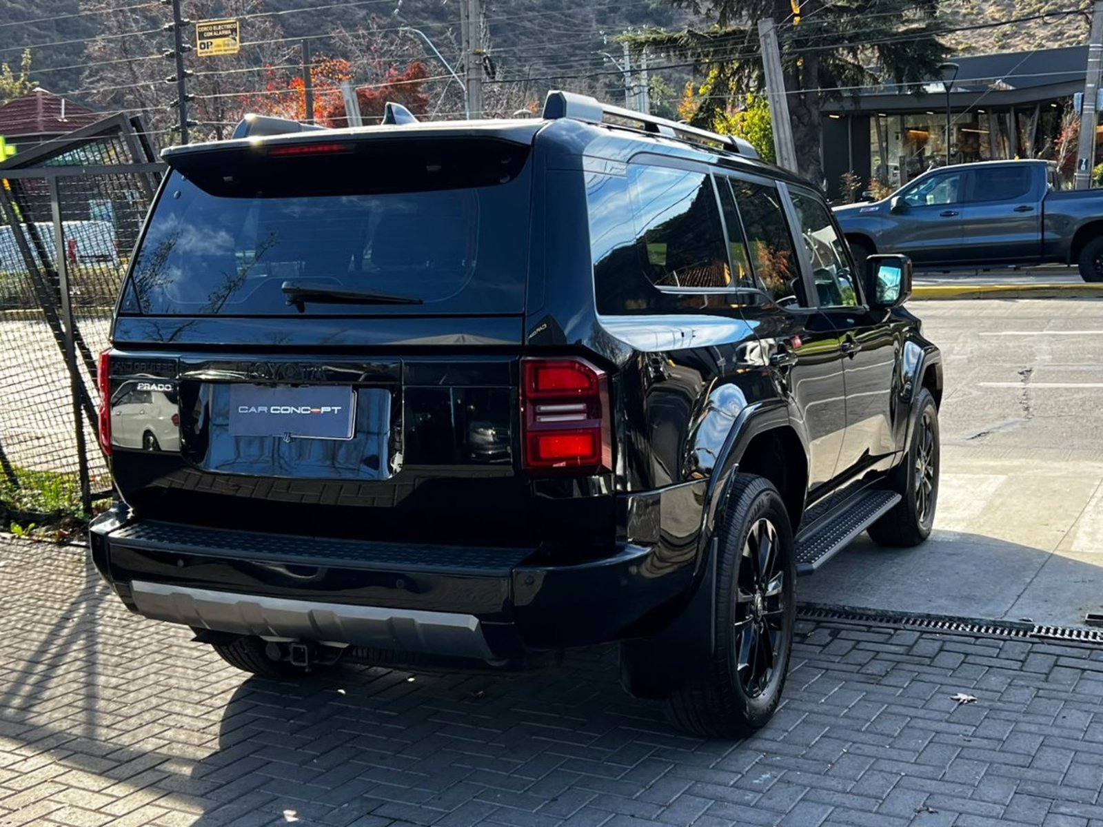 TOYOTA LAND CRUISER PRADO 2.8 2025 - Imagen 4 de 20