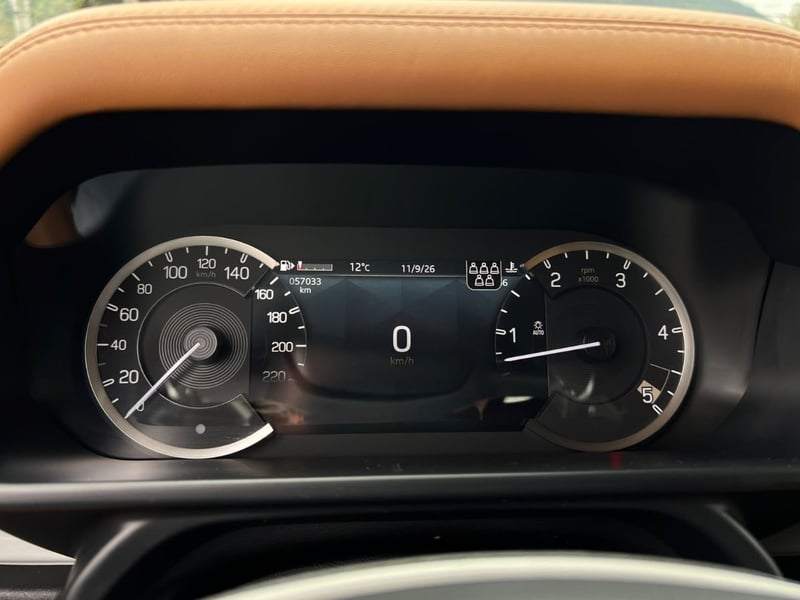 Land Rover DEFENDER 110 X DYNAMIC 2024 - Imagen 12 de 20