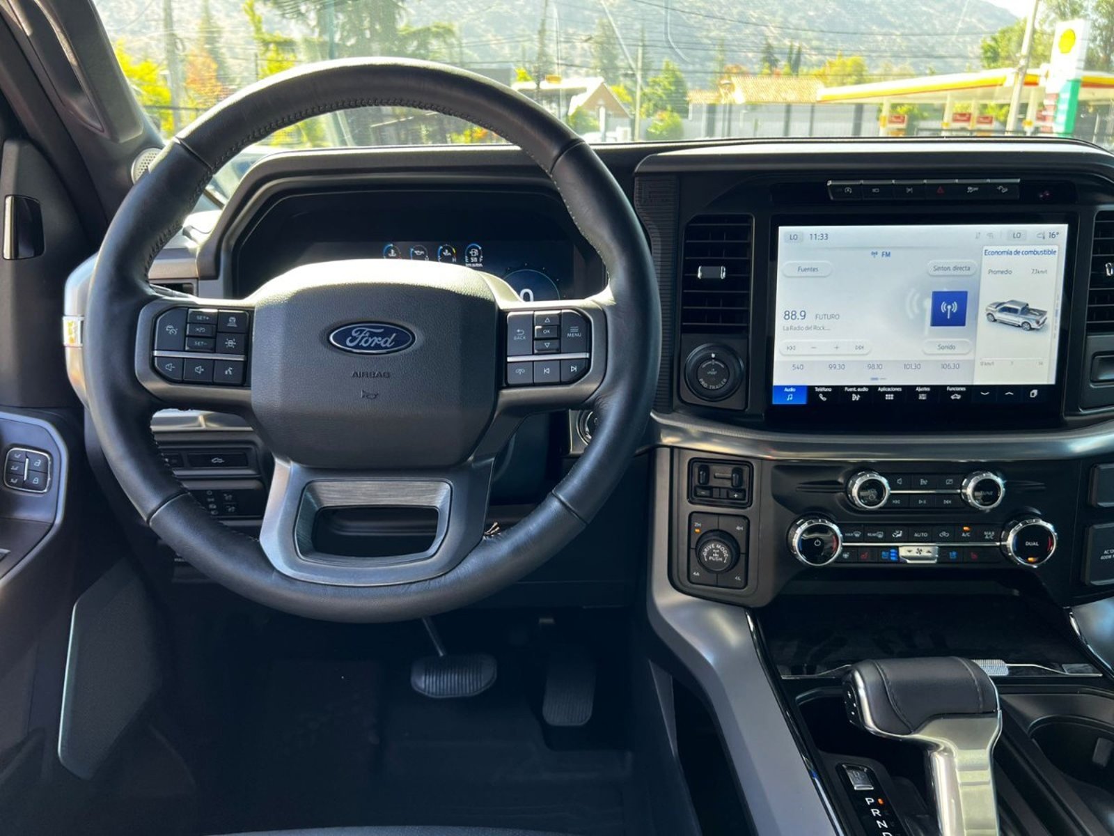 Ford F-150 LARIAT LUXURY 5.0 2025 - Imagen 12 de 20