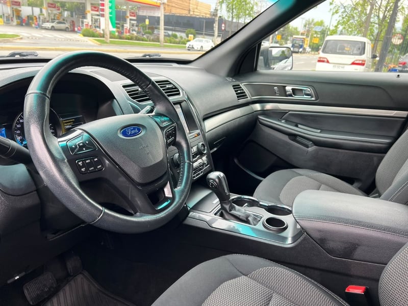 Ford EXPLORER 3.5 XLT 2019 - Imagen 10 de 20