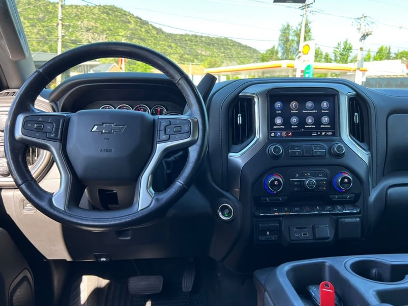 Chevrolet SILVERADO LT TRAIL BOSS 2022 - Imagen 10 de 20