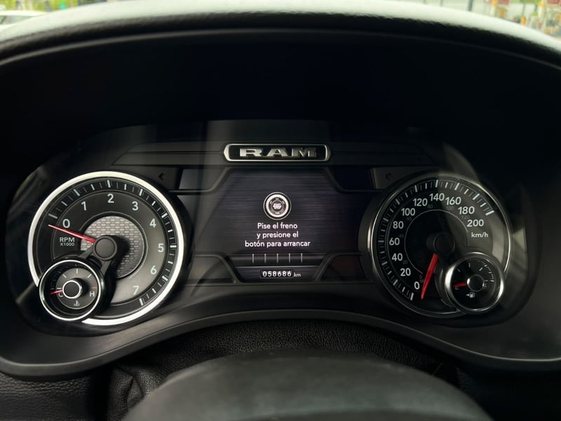 RAM 1500 BIGHORN 3.6 E TORQUE 2022 - Imagen 15 de 20