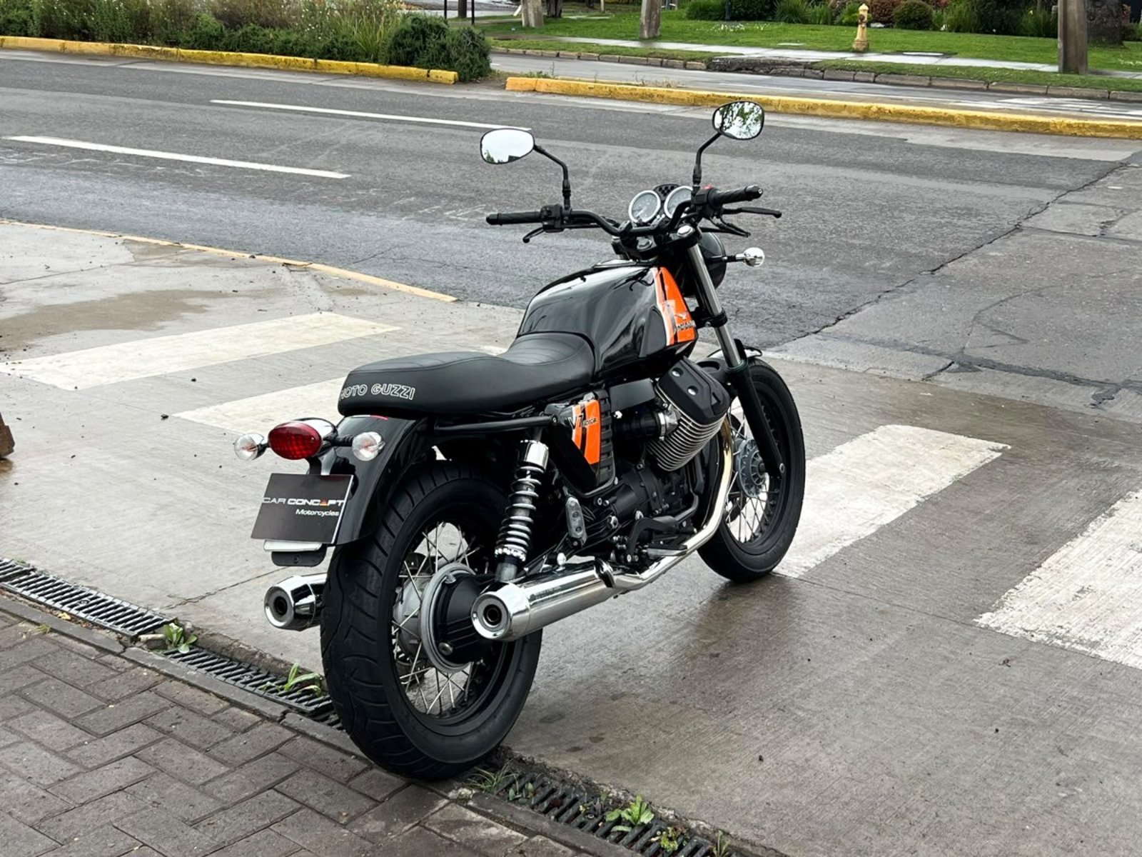 GUZZI V7 RACER SPECIAL 2014 - Foto 4 de 20