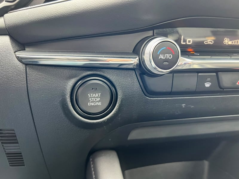 Mazda 3 SEDAN 2.0 AT 2023 - Imagen 17 de 20