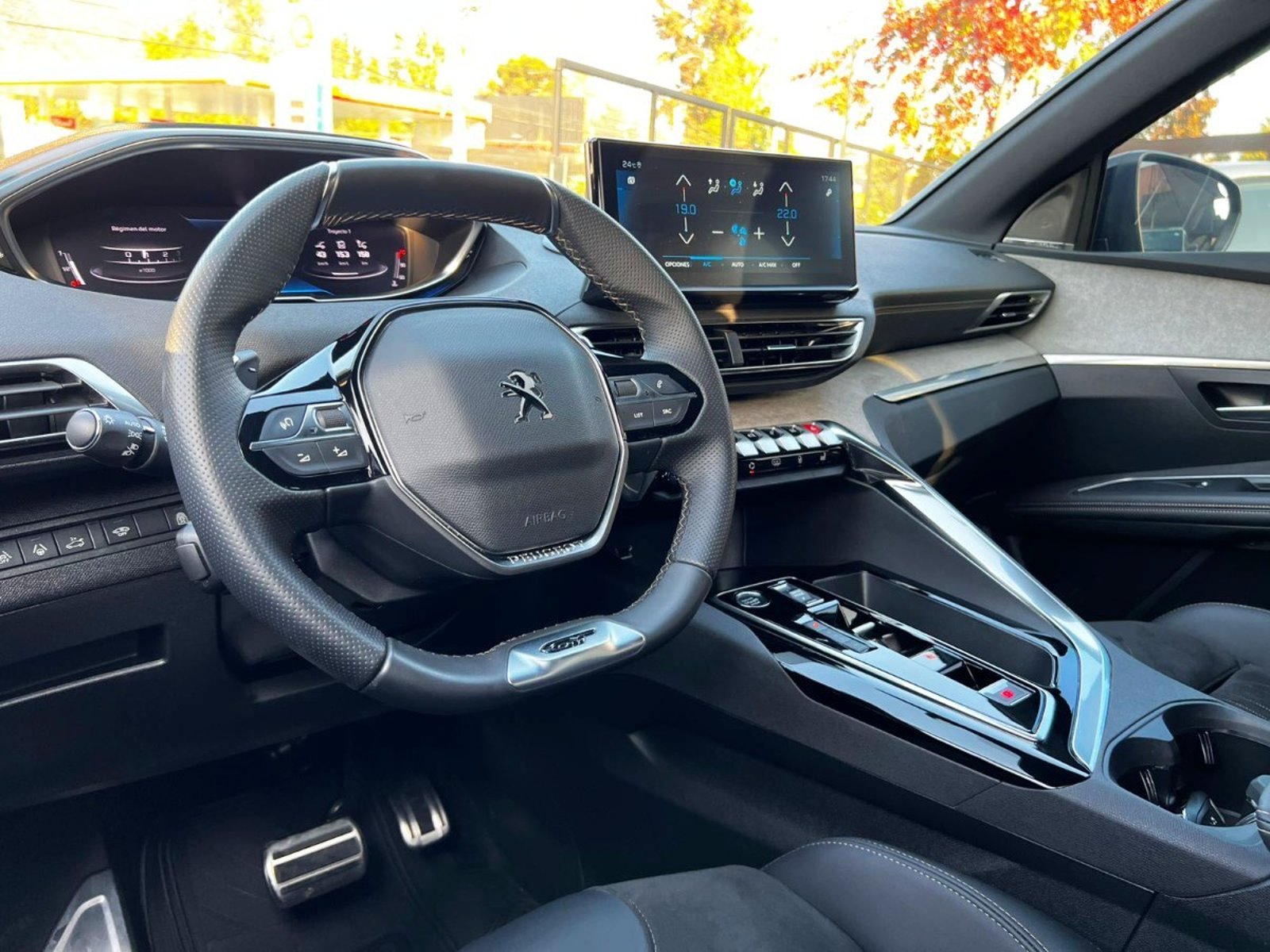 PEUGEOT 3008 GT HDI 1.5 2024 - Imagen 10 de 20