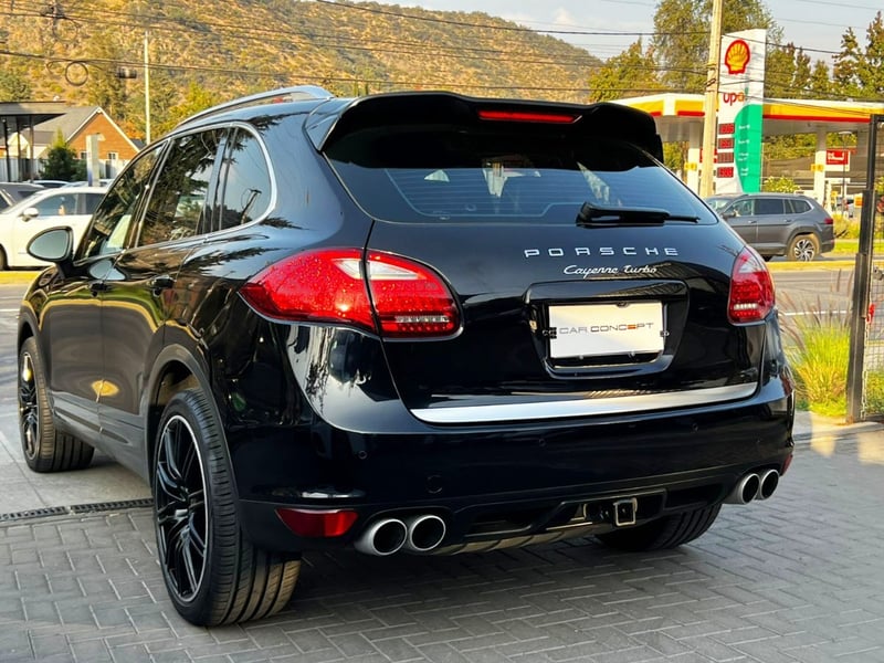 Porsche CAYENNE TURBO 4.8 2013 - Imagen 6 de 20