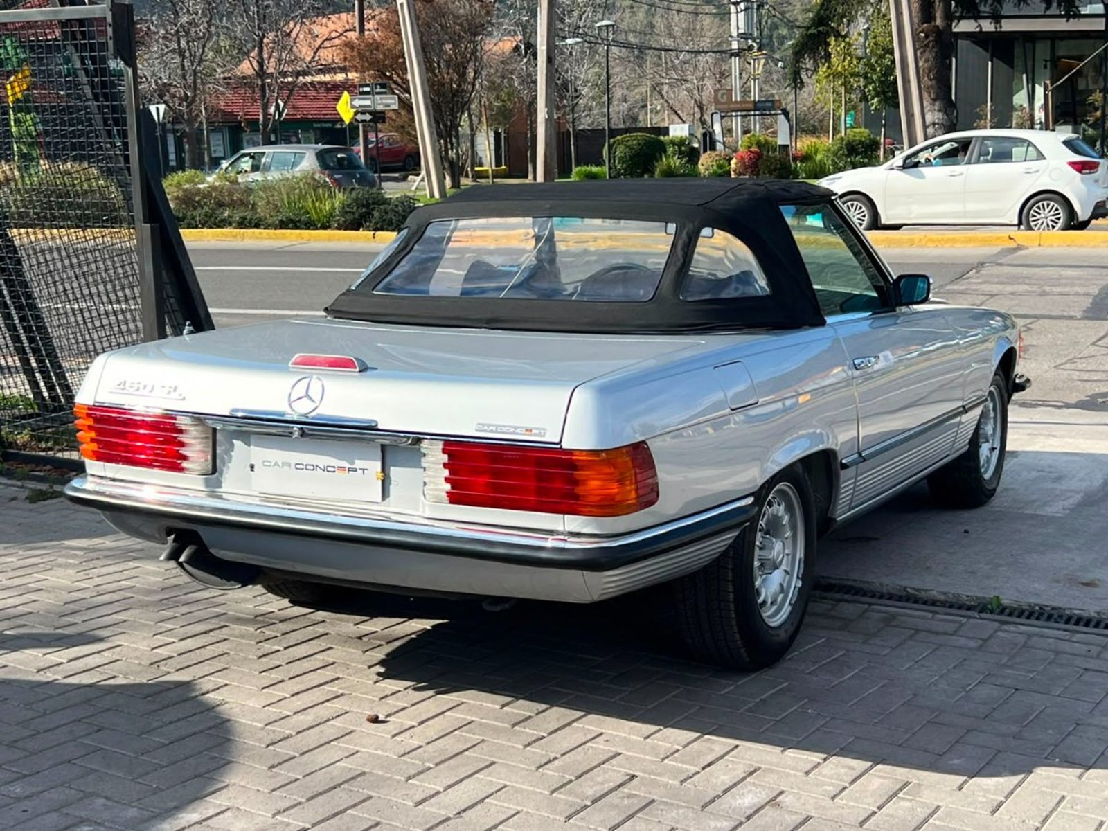 Mercedes-Benz SL 450 1975 - Imagen 6 de 20