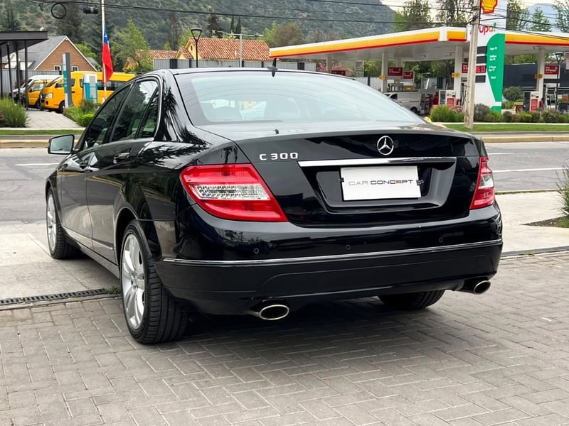 Mercedes-Benz C300 AVANTGARDE V6 2010 - Imagen 4 de 20