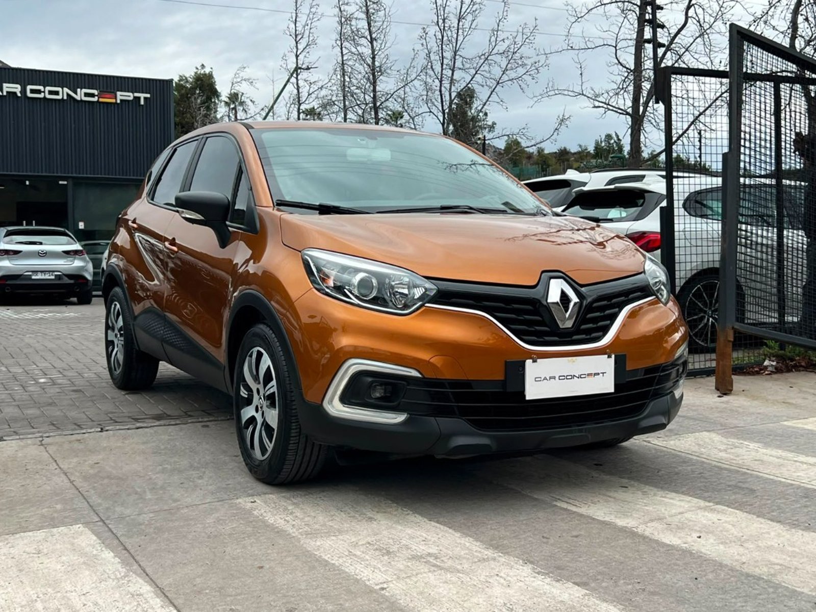 Renault CAPTUR LIFE 1.5 MT DIESEL 2019 - Foto 3 de 20