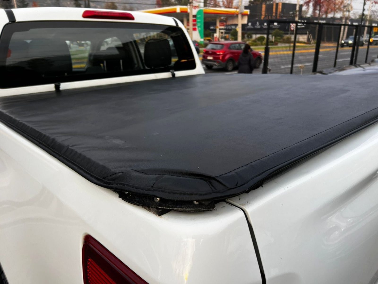 MAZDA BT-50 4X4 DIESEL 3.0 2023 - Imagen 6 de 18
