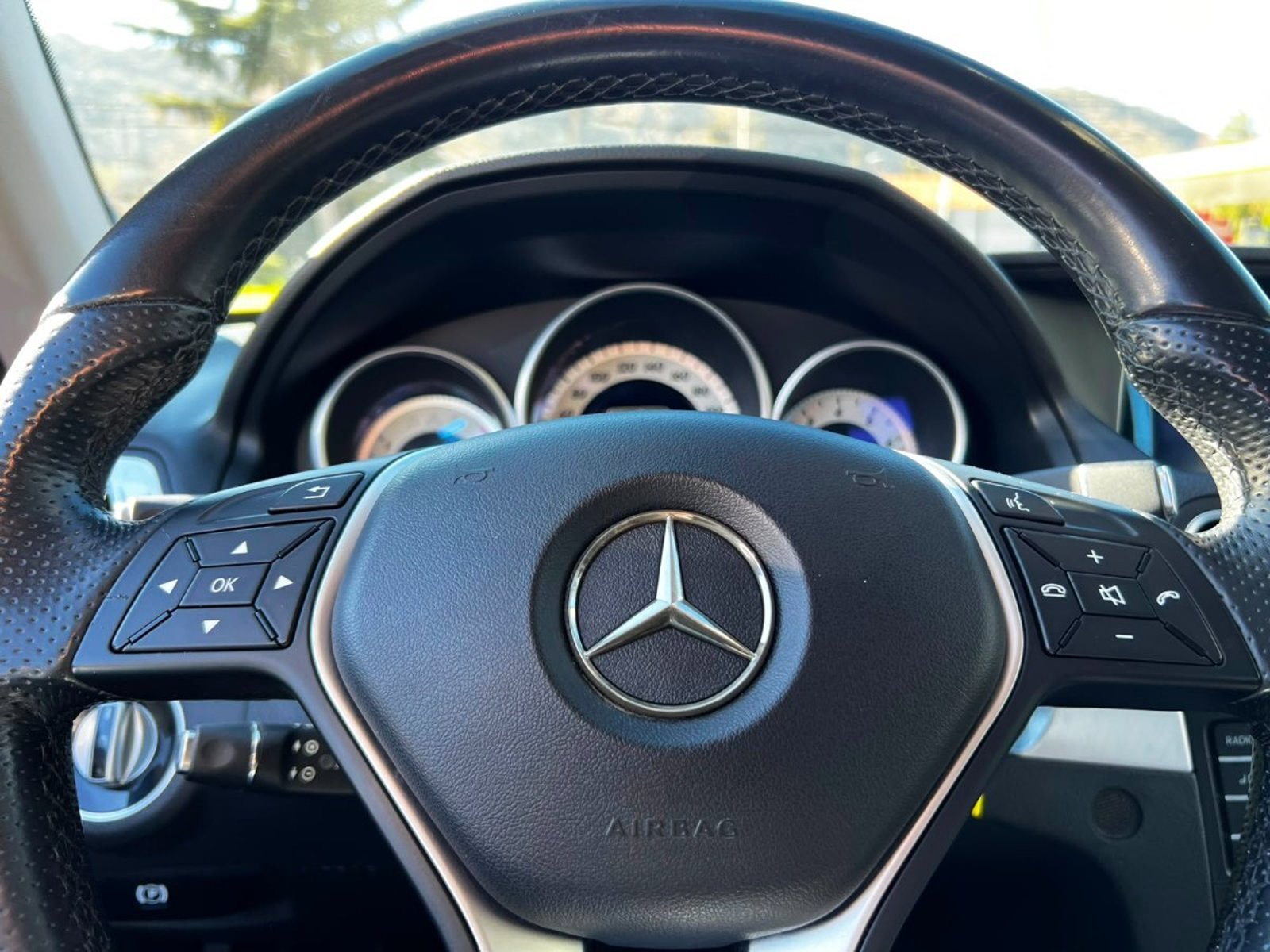 MERCEDES-BENZ E200 COUPE 2017 - Imagen 11 de 20