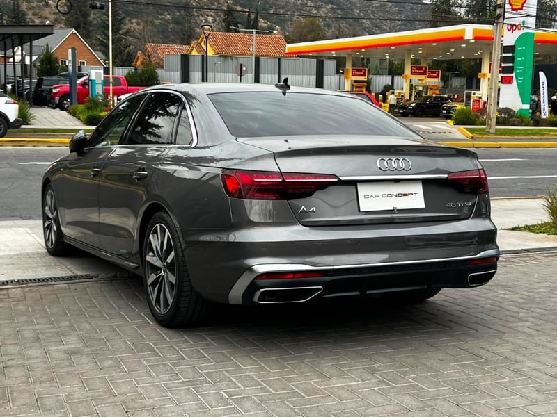 Audi A4 40 TFSI 2.0T S LINE 2022 - Imagen 6 de 20