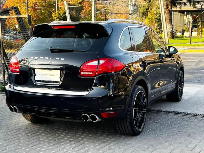 Porsche CAYENNE TURBO 4.8 2013 - Imagen 4 de 20