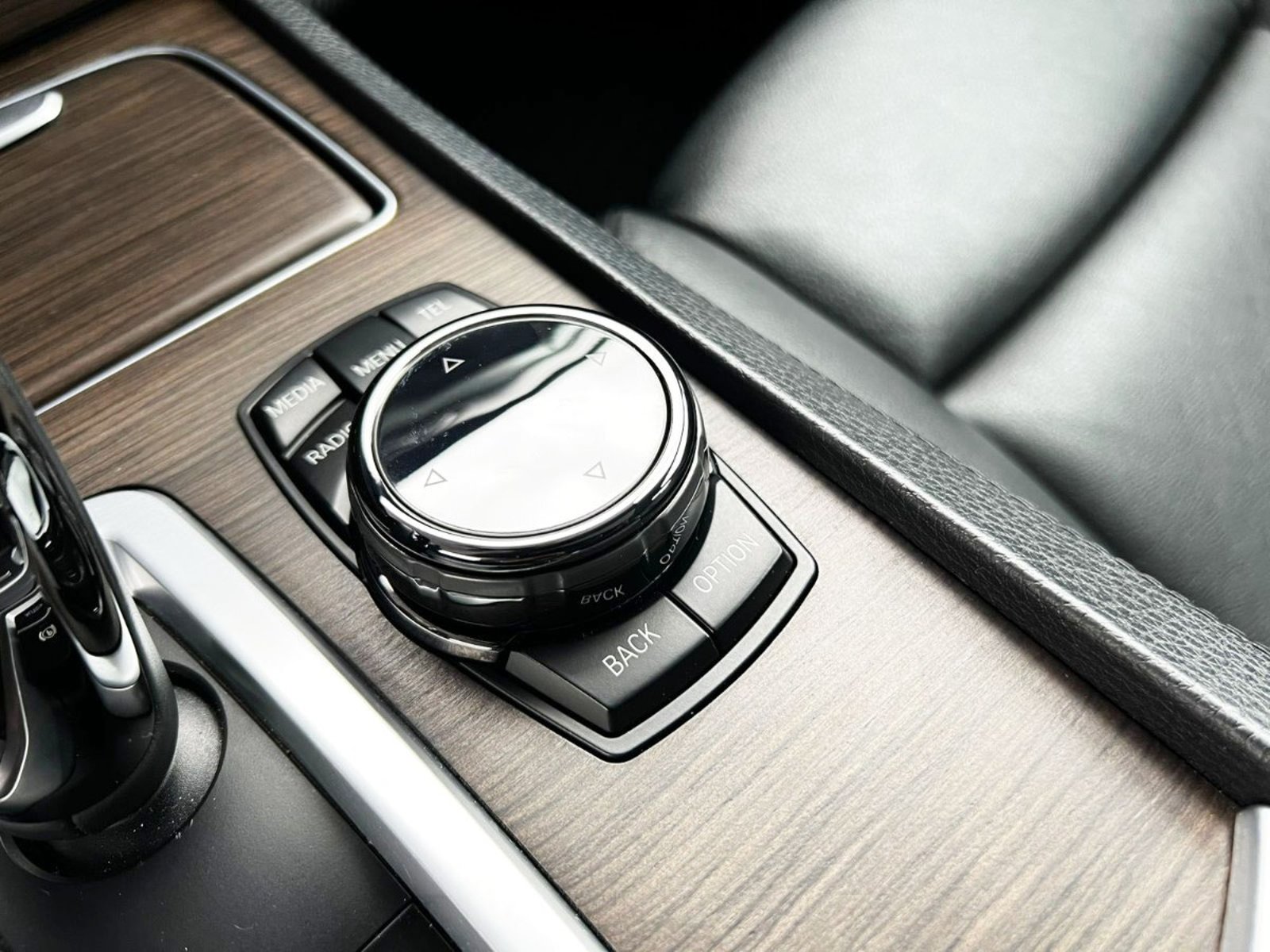 BMW 740 ACTIVE HYBRID 7 3.0 2014 - Imagen 19 de 20