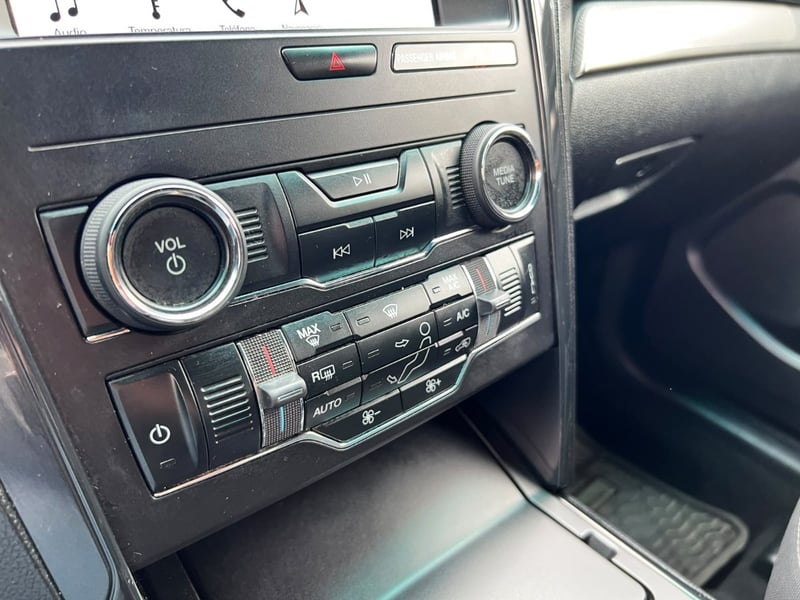 Ford EXPLORER 3.5 XLT 2019 - Imagen 18 de 20