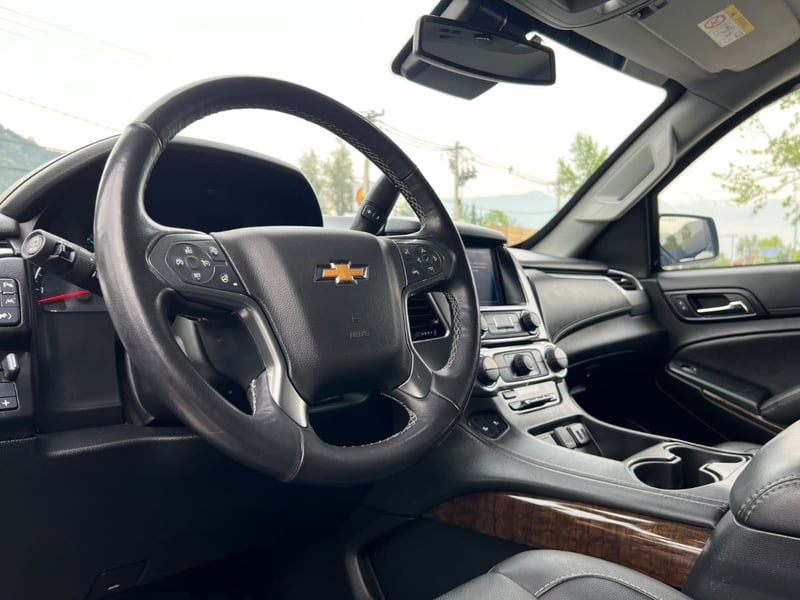 Chevrolet SUBURBAN LT 5.3 BLINDADA 2021 - Imagen 10 de 20
