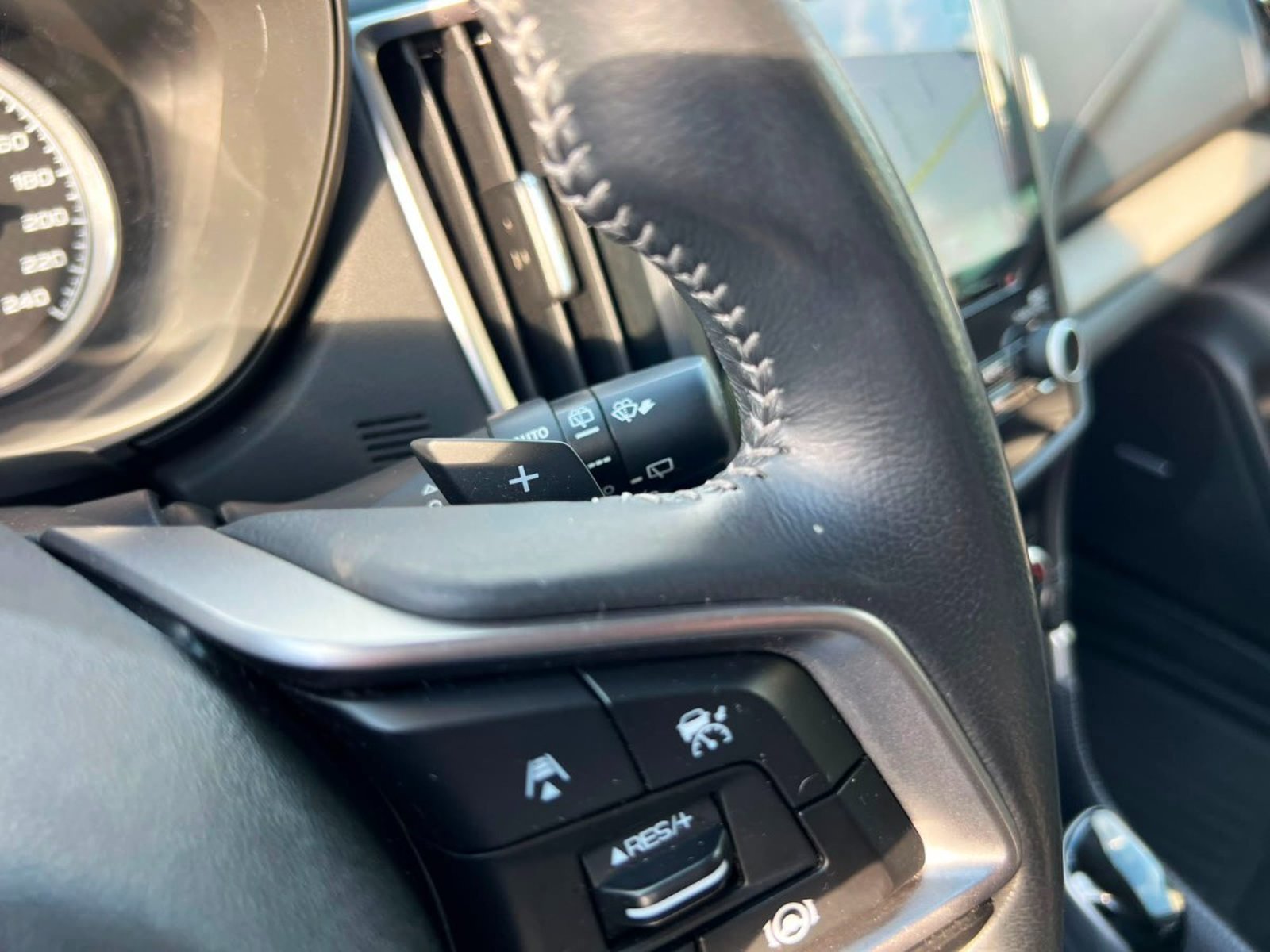 Subaru FORESTER LIMITED 2.5 AWD CVT 2024 - Imagen 13 de 20