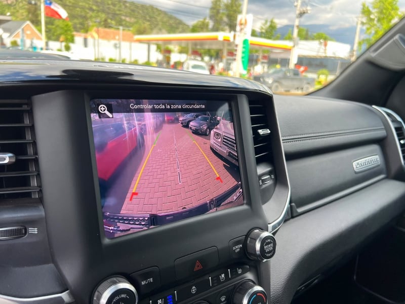 RAM 1500 LARAMIE SPORT 5.7 2021 - Imagen 12 de 19