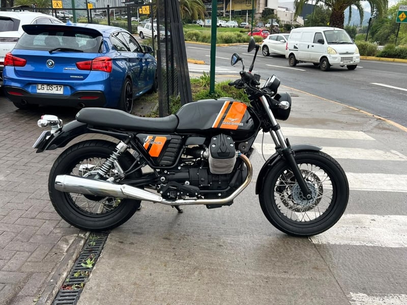 GUZZI V7 RACER SPECIAL 2014 - Imagen 8 de 20