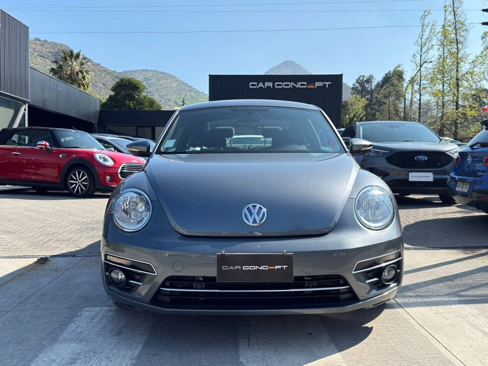 Volkswagen BEETLE COUPE 1.4 DSG 2020 - Foto 2 de 16