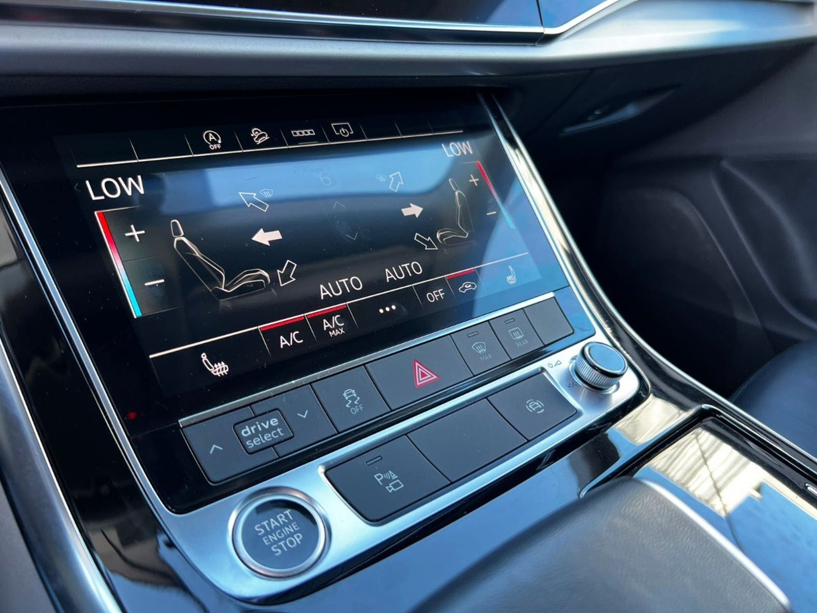 AUDI Q8 55 TFSI QUATTRO 2023 - Imagen 16 de 20