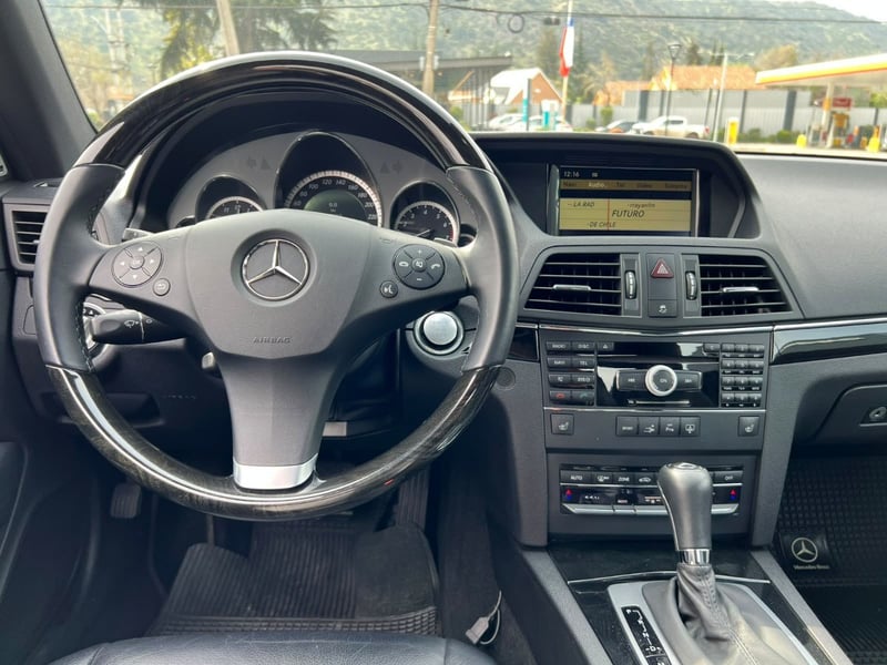 Mercedes-Benz E500 COUPE 2011 - Imagen 9 de 19