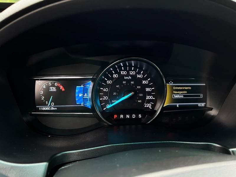 Ford EXPLORER 3.5 XLT 2019 - Imagen 12 de 20