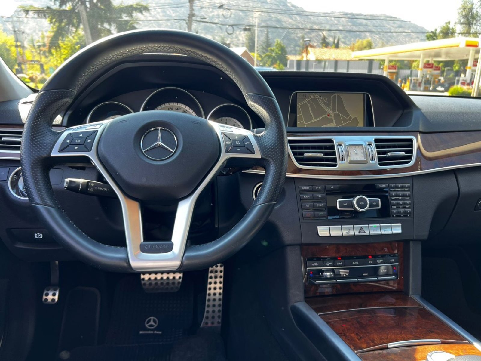 MERCEDES-BENZ E400 AVANTGARDE 3.0 2014 - Imagen 9 de 19