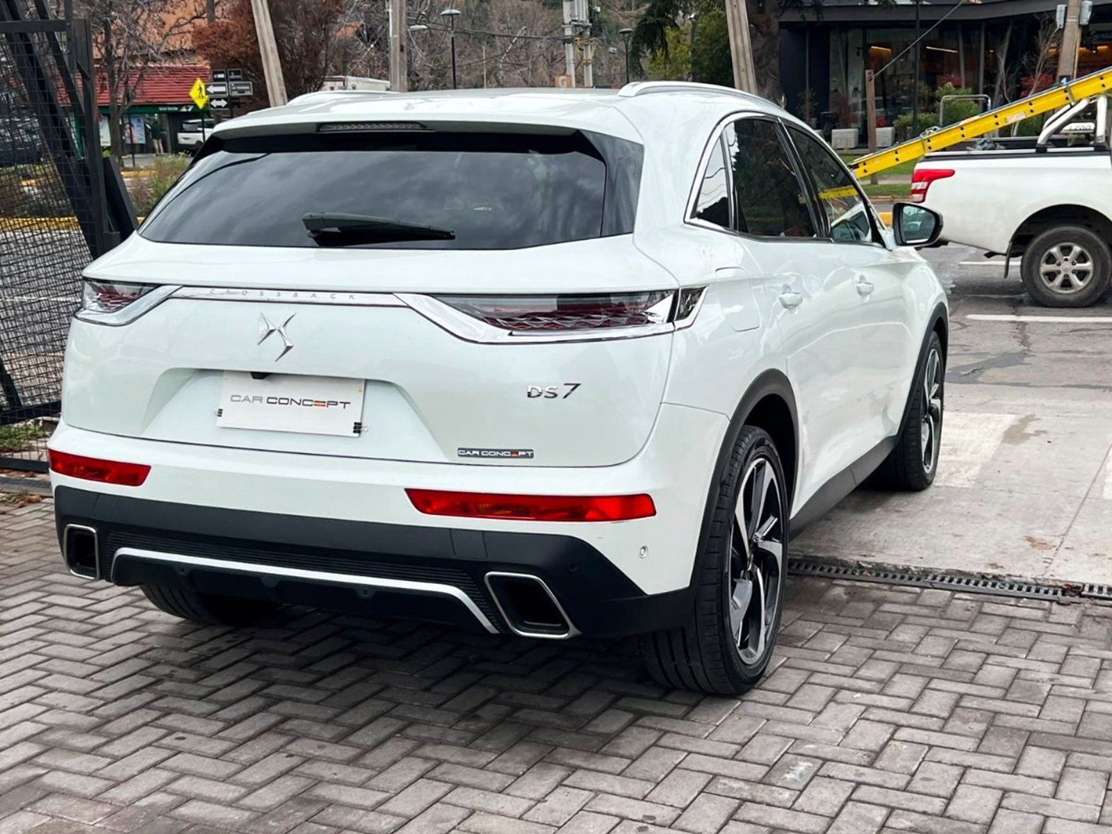 DS Automobiles DS 7 CROSSBACK RIVOLI HDI 2.0 2023 - Foto 4 de 20