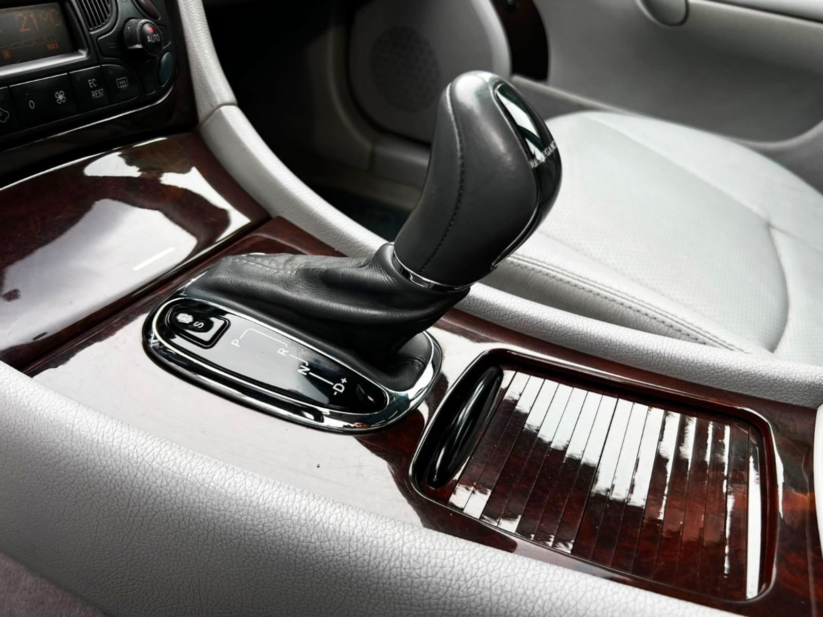 Mercedes-Benz C320 ELEGANCE W203 2001 - Imagen 17 de 20