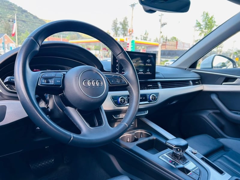 Audi A4 35 TFSI 2.0T S LINE 2022 - Imagen 10 de 20