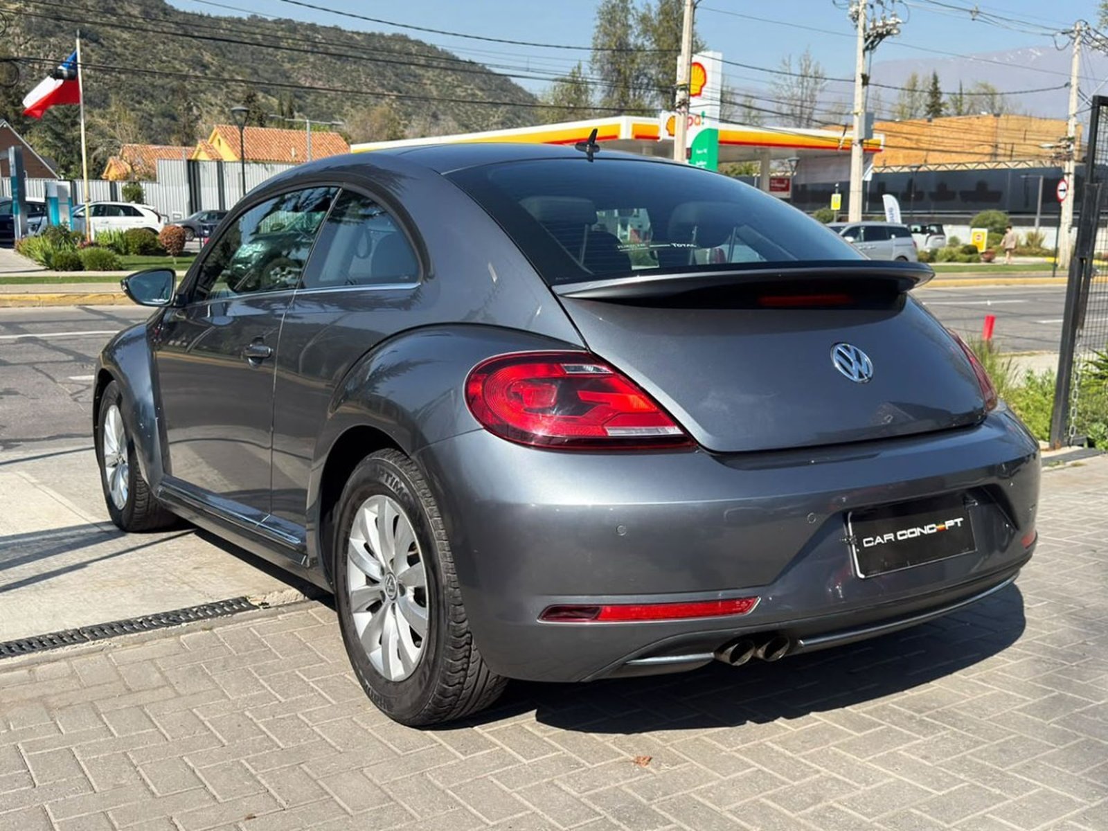 Volkswagen BEETLE COUPE 1.4 DSG 2020 - Foto 4 de 16