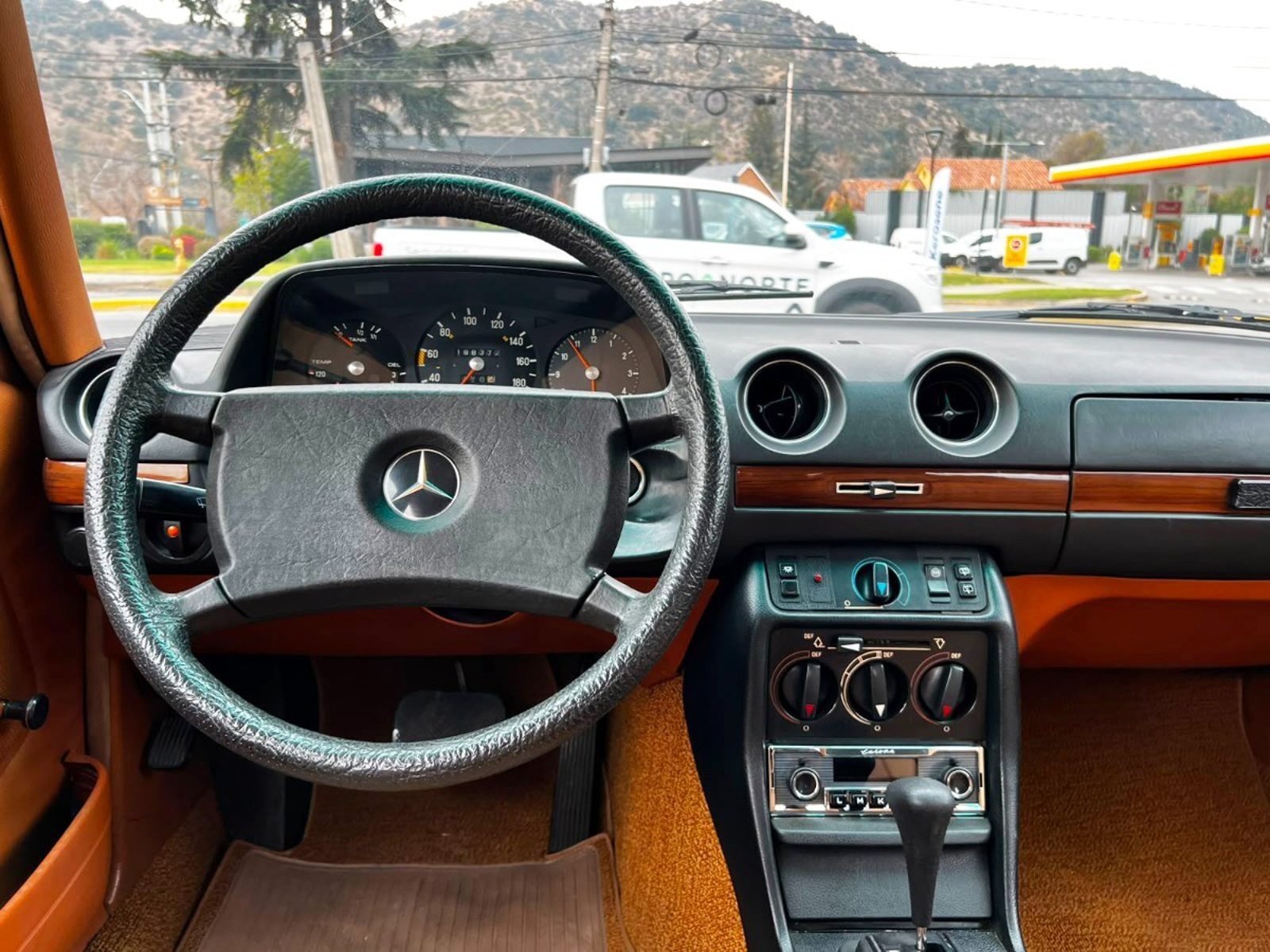 Mercedes-Benz 250 TOURING 1979 - Imagen 10 de 20