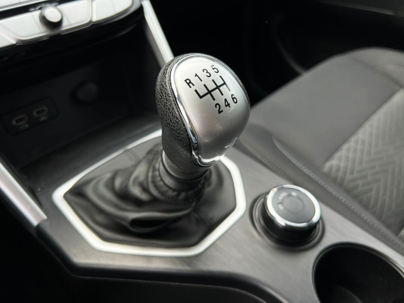 Great Wall POER ELITE 4X4 MT 2.0 2024 - Imagen 18 de 20