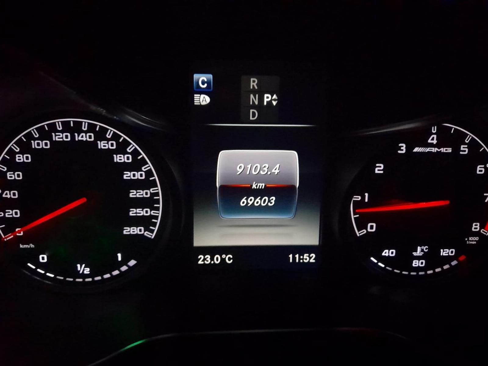 MERCEDES-BENZ GLC 43 AMG 3.0 BITURBO 2017 - Imagen 13 de 20