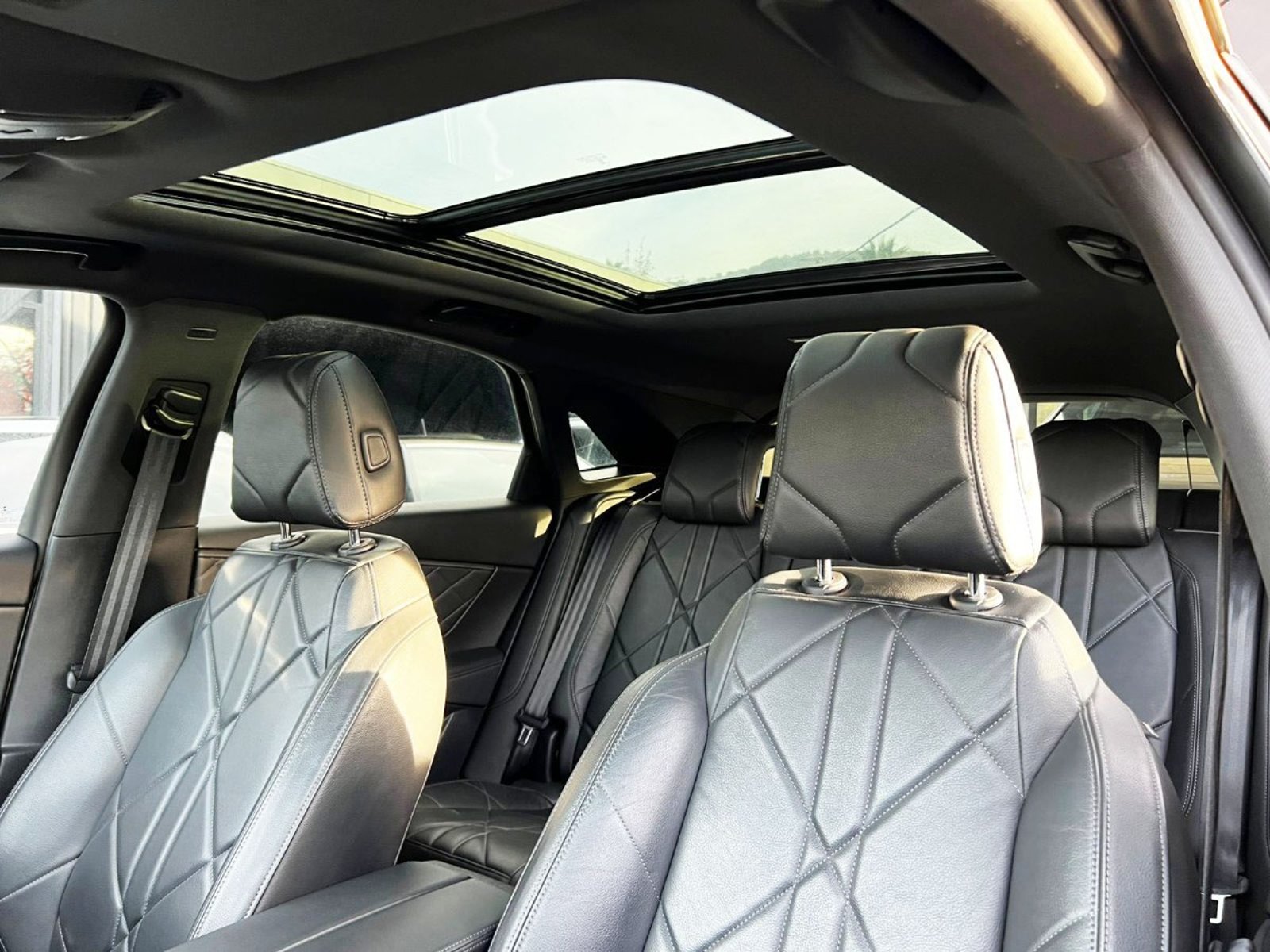 DS AUTOMOBILES DS 7 CROSSBACK RIVOLI HDI 2.0 2020 - Imagen 19 de 20